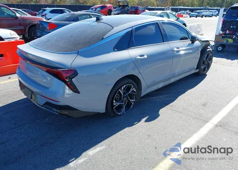 2025 Kia K5 Gt-Line z USA, uszkodzony, nr VIN KNAG64J72S5300531